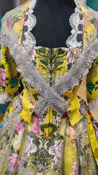 Traje - vestido de fallera precioso y de calidad!!