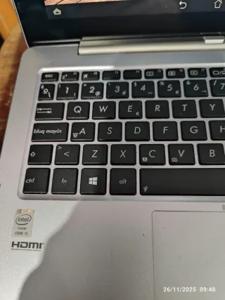 Ordenador Asus Plata