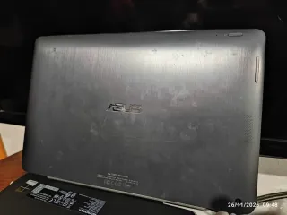 Ordenador Asus Plata