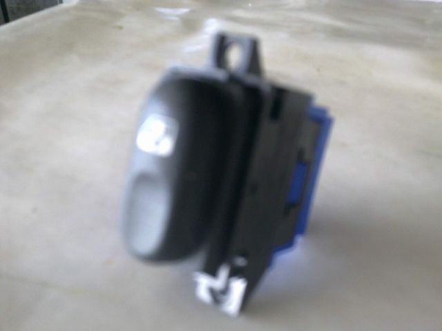 Interruptor Coche Negro y Azul