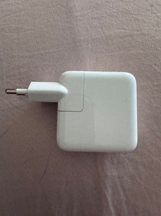 Cargador Apple MacBook 30w