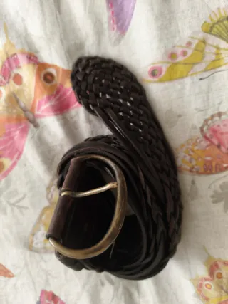 Cinturón de cuero trenzado