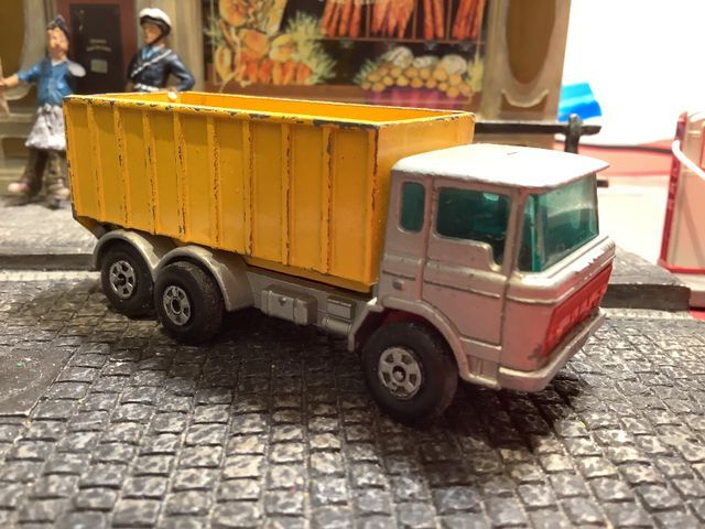 Camión DAF Dumper 1/64 Lesney