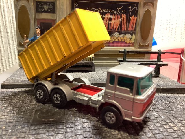 Camión DAF Dumper 1/64 Lesney