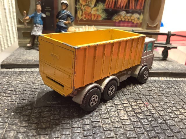 Camión DAF Dumper 1/64 Lesney