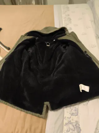 Parka verde con mangas de lentejuelas 8 10 años