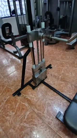 Multipower Gimnasio Pecho, hombro, pierna. Etc