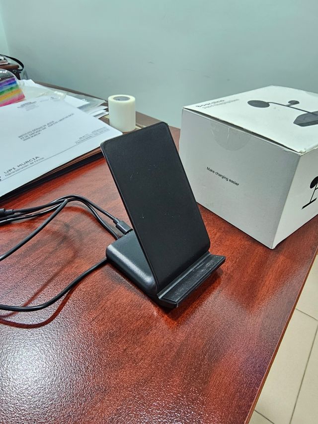 Cargador Inalámbrico sin usar