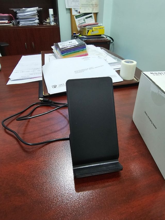 Cargador Inalámbrico sin usar