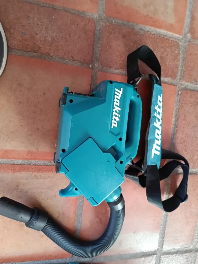 Aspiradora sopladora Makita DCL184 Portátil