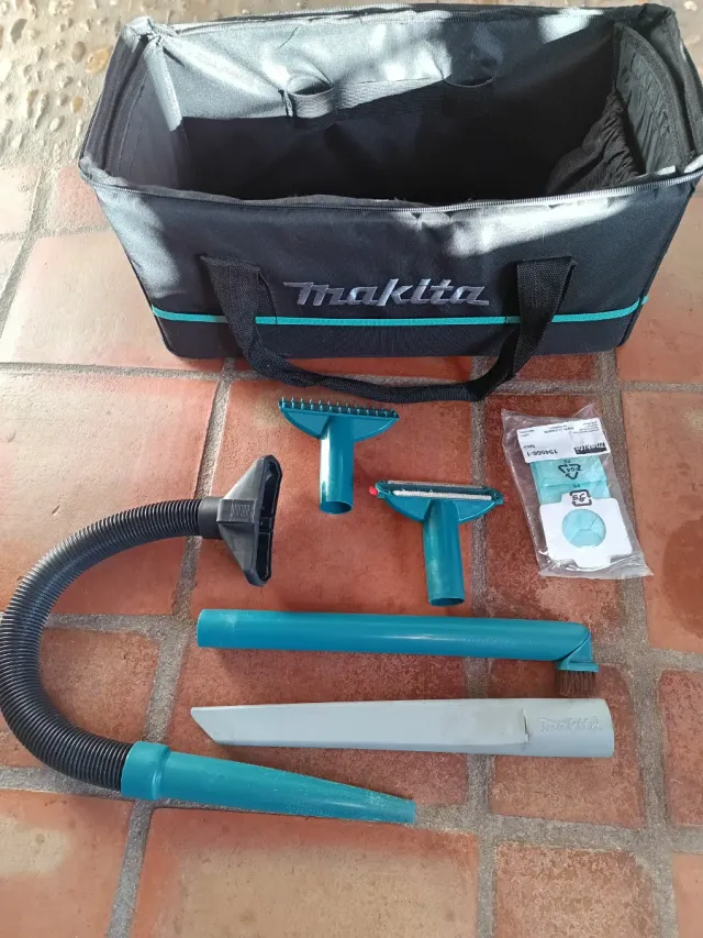 Aspiradora sopladora Makita DCL184 Portátil