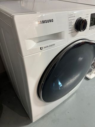 Lavadora Secadora Samsung WD80J5430AW 8kg