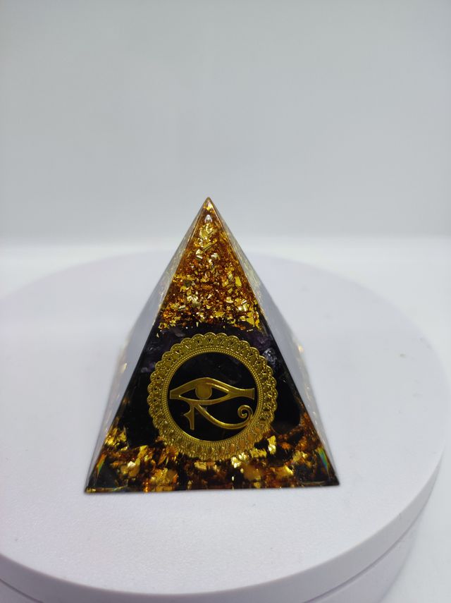 Piramide Nera e Oro Occhio di Horus