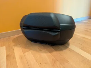 Maleta Top Case Shad SH48 con Respaldo