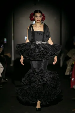 Look de flamenca negro