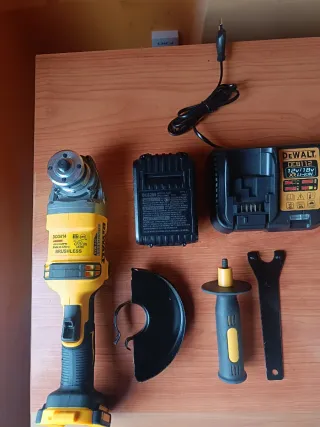 Amoladora Angular Dewalt 20V