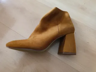 Botines marrones talla 36