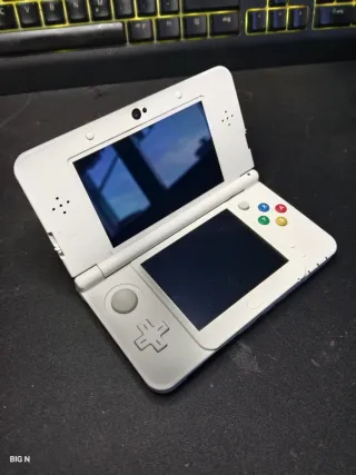 Nintendo New 3DS reparar o piezas