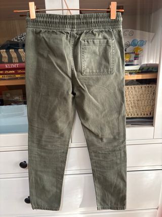 Pantalón niño verde 8-9 años