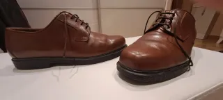 Zapatos de vestir de piel marrones