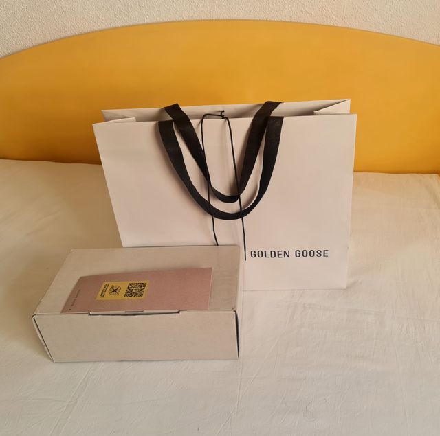 Borsa e Scatola Golden Goose Beige
