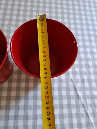 2 Macetas Navidad Metal Rojas