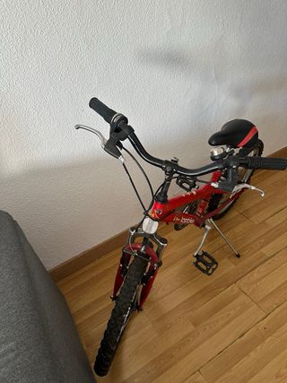 Bicicleta roja Topbike