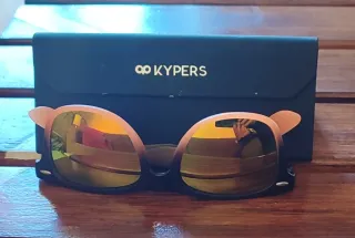 Gafas de sol Kypers negras y naranjas