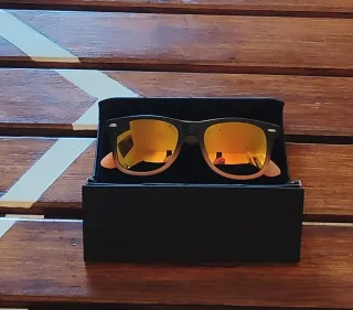 Gafas de sol Kypers negras y naranjas