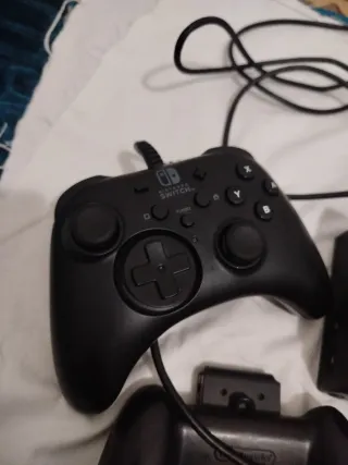 Nintendo Switch Consola y Accesorios