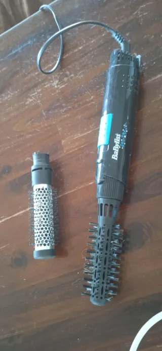 Secador de pelo y rizador Essentials