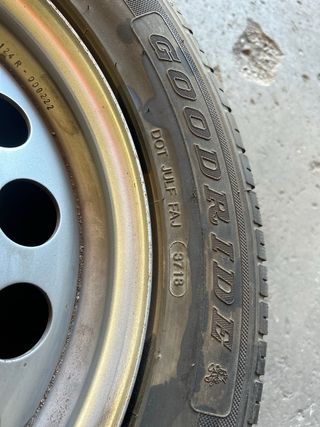Llanta de repuesto Mercedes Vito