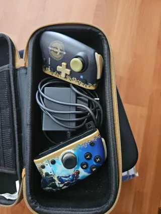 Nintendo Switch OLED 512GB + Mandos Zelda + FC24