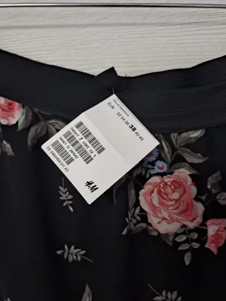 Falda larga floral transparente