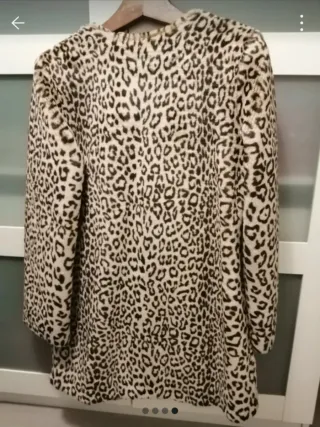 Abrigo estampado animal print mujer