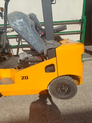 Carretilla elevadora diésel 2000 kg Motor xinchai