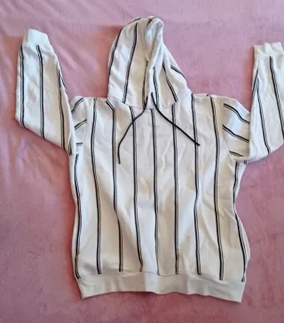 Lote 5Sudaderas: CK, Nike, Estra,Munich Bershka