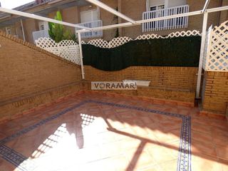 Casa adosada en alquiler en La Patacona en Alboraya