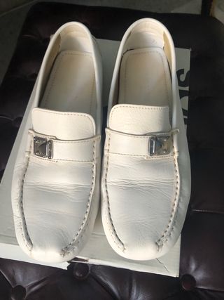 Zapatos de piel Louis Vuitton blancos