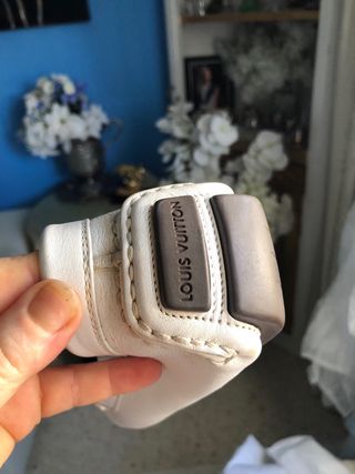Zapatos de piel Louis Vuitton blancos