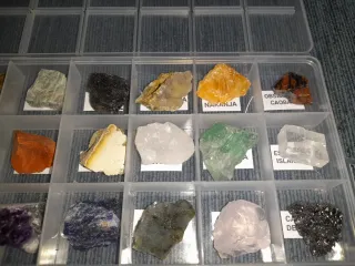 Collezione 24 Piccoli Minerali