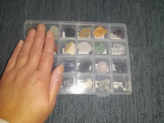 Collezione 24 Piccoli Minerali