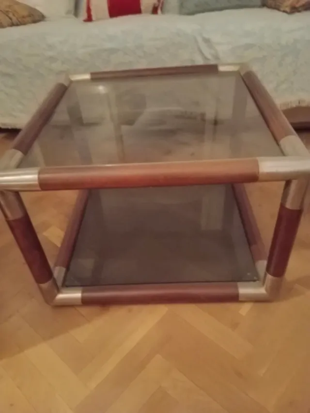 Mesa de centro,salón, cristal y madera.