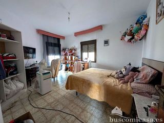 Edificio en venta en Linares