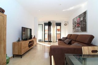 Piso en alquiler en Carrús Est - Camí dels Magros en Elche