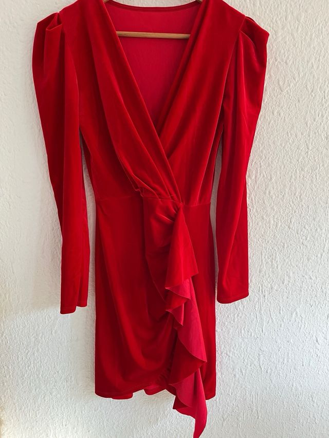 Vestido de fiesta rojo de terciopelo
