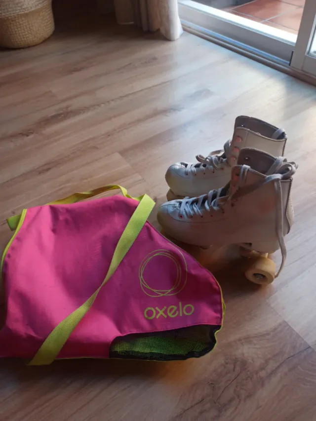 Patines Oxelo 4 ruedas Talla 37 y bolsa de regalo