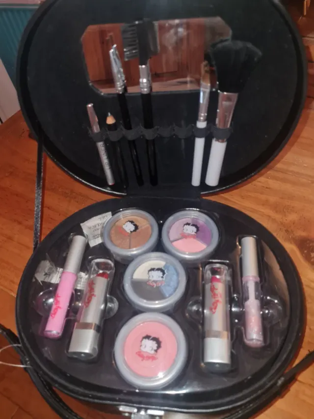 Neceser Betty Boop Negro y Rojo