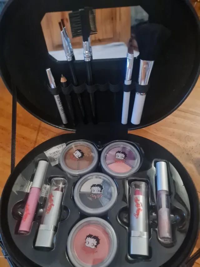 Neceser Betty Boop Negro y Rojo