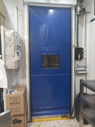 Local comercial en venta en Colores - Entreparques en Sevilla